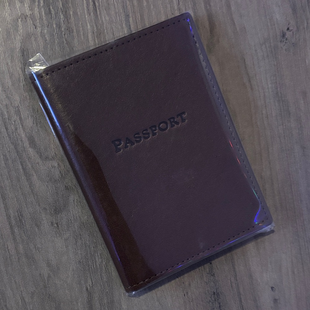 Mark & Graham Brown Passport Holder